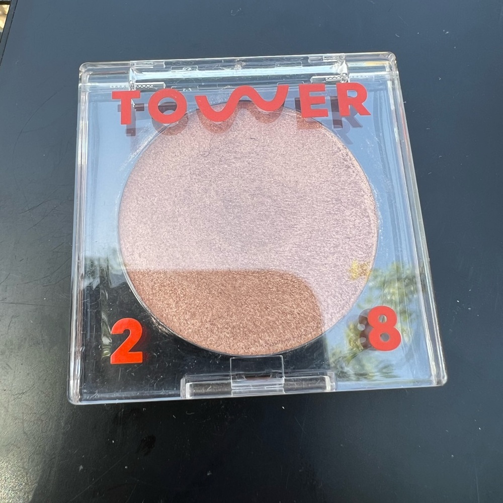 Tower 28 cream bronzer
